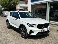 Crystal white Gebraucht 2022 Volvo XC40 Ultimate SUV | 37.990 € (Teuer)
