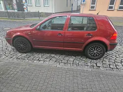 Rot Gebraucht 2002 VW Golf IV Kleinwagen | 1.499 € (Fairer Preis)