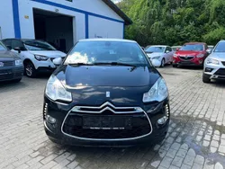 Weiß Gebraucht 2011 Citroën DS3 Sport Chic Limousine | 4.499 € (Guter Preis)