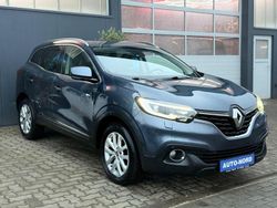 Grau Gebraucht 2017 Renault Kadjar Experience SUV | 10.890 € (Etwas zu teuer)
