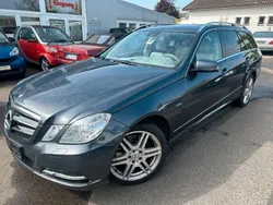 Grau Gebraucht 2010 Mercedes E350 Elegance Limousine | 11.999 € (Fairer Preis)