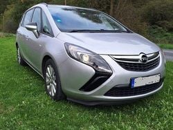 Silber Gebraucht 2012 Opel Zafira Tourer Van / Kleinbus | 8.399 € (Guter Preis)
