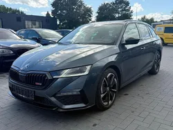 Grau Gebraucht 2021 Skoda Octavia RS Limousine | 19.990 € (Guter Preis)