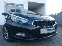 Schwarz Gebraucht 2014 Kia Ceed Edition 7 Limousine | 7.290 € (Fairer Preis)
