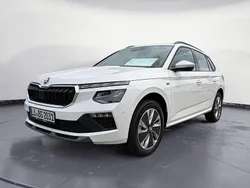 Weiß Gebraucht 2025 Skoda Kamiq Drive SUV | 35.990 €