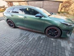 Grün Gebraucht 2023 Kia ProCeed GT Kombi | 30.450 € (Fairer Preis)