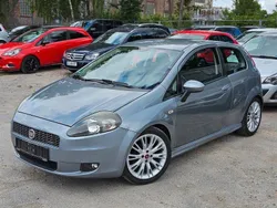 Grau Gebraucht 2009 Fiat Grande Punto Sport Kleinwagen | 3.450 € (Fairer Preis)