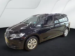 2t deep black perleffekt Gebraucht 2024 VW Touran Comfortline Van / Kleinbus | 34.880 € (Etwas zu teuer)