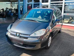 Grau Gebraucht 2005 Peugeot 807 Van / Kleinbus | 1.950 € (Etwas zu teuer)