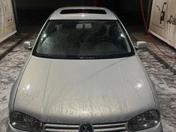 Silber Gebraucht 1999 VW Golf Limousine | 1.950 € (Fairer Preis)