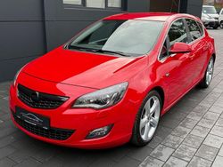 Rot Gebraucht 2012 Opel Astra OPC Limousine | 9.900 € (Teuer)