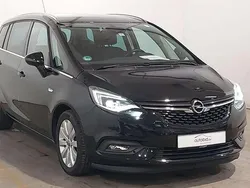 Schwarz Gebraucht 2018 Opel Zafira Innovation Van / Kleinbus | 17.990 € (Fairer Preis)