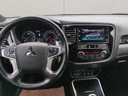 Sterlingsilber Gebraucht 2018 Mitsubishi Outlander P-HEV Intro Edition SUV | 20.700 € (Fairer Preis)