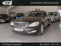 Schwarz (metallic) Gebraucht 2005 Mercedes S350 Limousine | 12.440 € (Teuer)