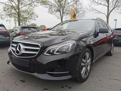 Schwarz Gebraucht 2016 Mercedes E250 Limousine | 19.990 € (Fairer Preis)