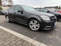 Schwarz Gebraucht 2007 Mercedes C220 Kleinwagen | 6.499 € (Etwas zu teuer)