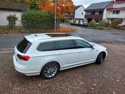 Weiß Gebraucht 2020 VW Passat Elegance Kombi | 22.700 € (Fairer Preis)