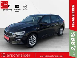 Schwarz Gebraucht 2024 Skoda Scala Ambition Kleinwagen | 20.450 € (Guter Preis)