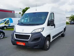 Weiß Gebraucht 2018 Peugeot Boxer Premium Van | 12.950 € (Guter Preis)