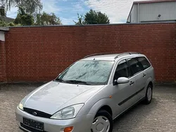 Silber Gebraucht 2000 Ford Focus Kombi | 1.245 € (Fairer Preis)