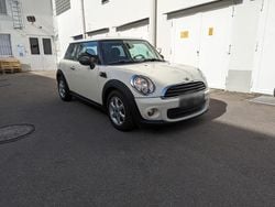 Weiß Gebraucht 2011 Mini Cooper Kleinwagen | 3.900 € (Guter Preis)