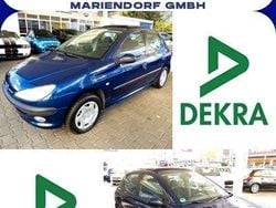Blau Gebraucht 2000 Peugeot 206 Style Limousine | 1.999 € (Etwas zu teuer)