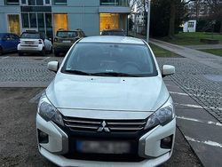 Weiß Gebraucht 2024 Mitsubishi Space Star Kleinwagen | 10.200 € (Guter Preis)