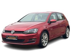 Rot Gebraucht 2015 VW Golf VII Highline Limousine | 15.480 € (Fairer Preis)