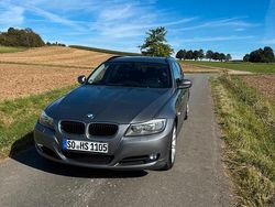 Grau Gebraucht 2012 BMW 320 Kombi | 6.800 € (Superpreis)