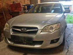 Grau Gebraucht 2007 Subaru Legacy Kombi | 2.190 € (Fairer Preis)