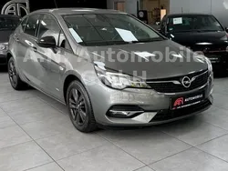 Grau Gebraucht 2021 Opel Astra Design & Tech Limousine | 13.900 € (Superpreis)