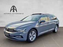 Mondsteingrau Gebraucht 2023 VW Passat Business Kombi | 25.990 € (Teuer)