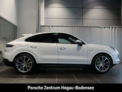 Carraraweißmetallic Gebraucht 2020 Porsche Cayenne SUV | 115.900 €