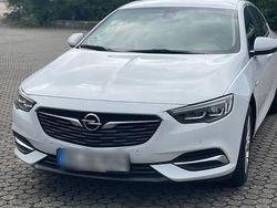 Weiß Gebraucht 2019 Opel Insignia Limousine | 13.990 € (Guter Preis)