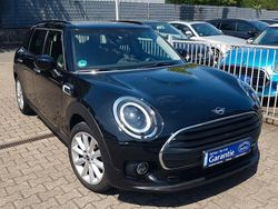 Midnight black (metallic) Gebraucht 2022 Mini One Clubman Kombi | 20.495 € (Fairer Preis)