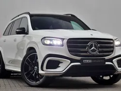 Weiß Gebraucht 2024 Mercedes GLS450 AMG line SUV | 146.450 €