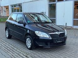 Schwarz Gebraucht 2014 Skoda Fabia Active Limousine | 3.999 € (Superpreis)