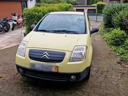 Gelb Gebraucht 2005 Citroën C2 Kleinwagen | 1.500 €