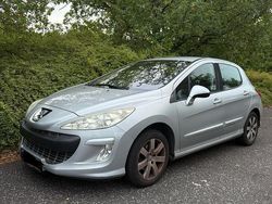 Grau Gebraucht 2007 Peugeot 308 Limousine | 1.800 € (Fairer Preis)