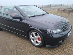 Schwarz Gebraucht 2005 Opel Astra Cabriolet Cabrio | 700 € (Fairer Preis)