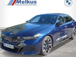 Andere farbe Gebraucht 2024 BMW i5 Comfort Edition Limousine | 79.990 € (Etwas zu teuer)