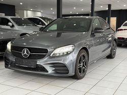 Grau Gebraucht 2021 Mercedes C300e AMG line Limousine | 25.990 € (Fairer Preis)