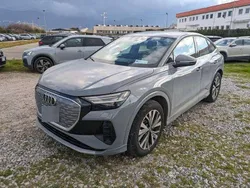 Kieselgrau Gebraucht 2023 Audi Q4 Sportback e-tron Advanced SUV | 31.540 € (Fairer Preis)