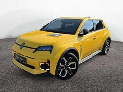 Pop yellow! Gebraucht 2025 Renault R5 Komfort Kleinwagen | 33.990 € (Etwas zu teuer)