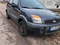 Schwarz Gebraucht 2008 Ford Fusion Kleinwagen | 1.450 € (Guter Preis)