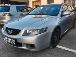 Silber Gebraucht 2004 Honda Accord Sport Kombi | 2.400 € (Etwas zu teuer)