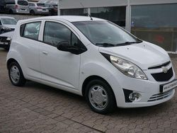 Weiß Gebraucht 2012 Chevrolet Spark LS Kleinwagen | 2.499 € (Fairer Preis)