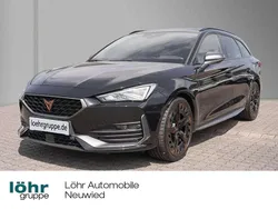 Mitternachtsschwarz metallic Gebraucht 2022 Cupra Leon VZ Kombi | 24.380 € (Fairer Preis)