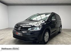 Grenadillschwarz Gebraucht 2025 VW Touran R-line Van / Kleinbus | 36.950 € (Fairer Preis)