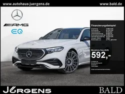 Manufaktur lack manufaktur alpingrau uni Gebraucht 2024 Mercedes E220 AMG Kombi | 62.660 €